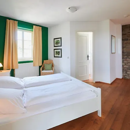 Agnesen-hof 3* 바르웨일러